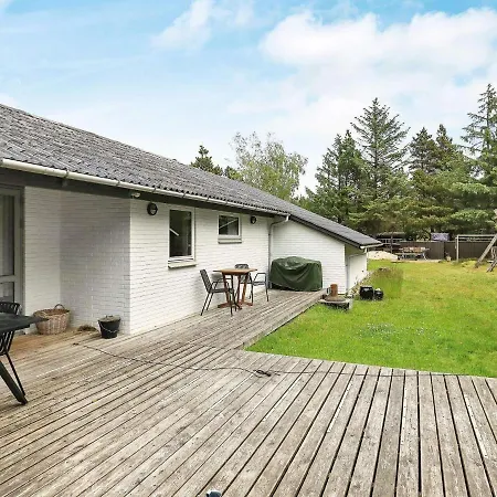 Xvi 4* Blåvand